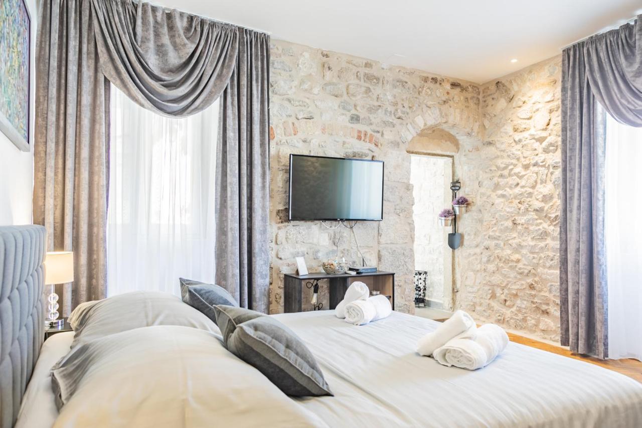 Ivan Apartment